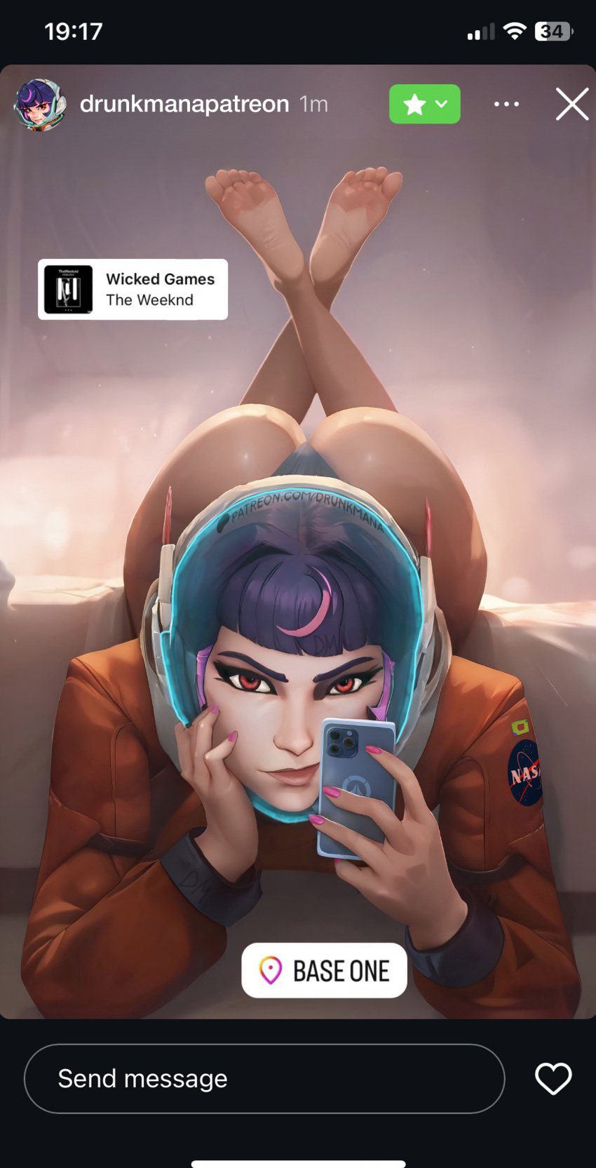 juno-xxx-art-–-pink-hair,-drunk-sex,-mirror-selfie,-holding-object,-legs-crossed,-feet,-legs-up